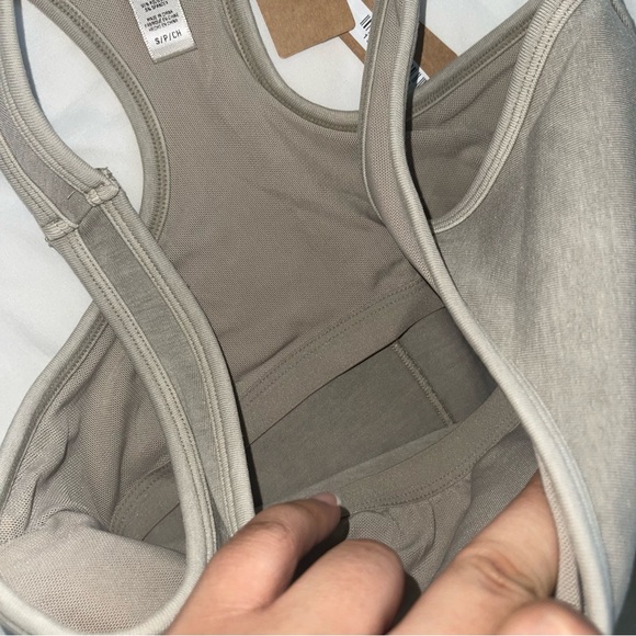 SKIMS STONE OUTDOOR MID THIGH BODYSUIT/ ONESIE - Picture 6 of 9